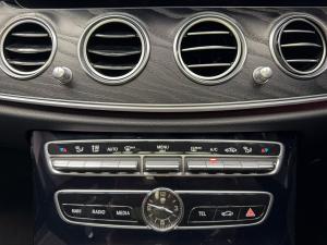 Mercedes-Benz E-Class E200 - Image 13