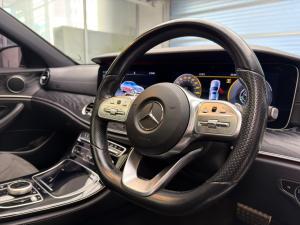 Mercedes-Benz E-Class E200 - Image 18