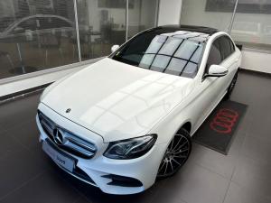 Mercedes-Benz E-Class E200 - Image 4