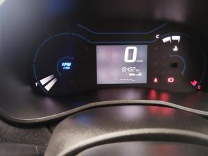 Renault Kwid 1.0 Techno manual - Image 11