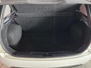 Ford Figo 1.4TDCi Ambiente - Image 10