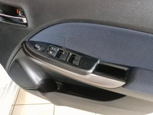 Toyota Starlet 1.4 Xi - Image 13
