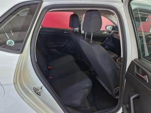 Volkswagen Polo hatch 1.6 Conceptline - Image 12