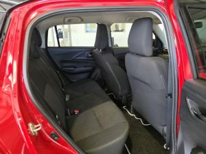 Suzuki Swift 1.2 GLX manual - Image 11