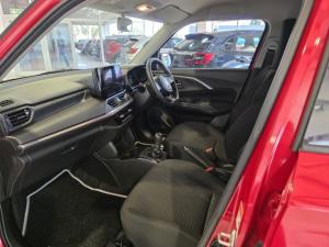 Suzuki Swift 1.2 GLX manual - Image 6