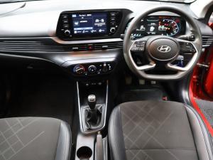 Hyundai i20 1.2 Premium - Image 9