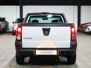 Nissan NP200 1.6i safety pack (aircon) - Image 13