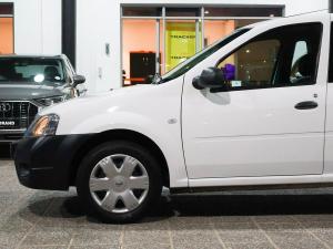 Nissan NP200 1.6i safety pack (aircon) - Image 15