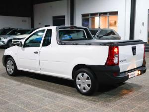 Nissan NP200 1.6i safety pack (aircon) - Image 17