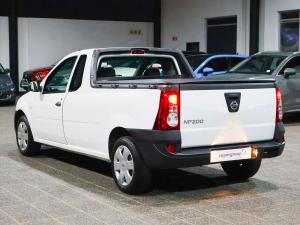 Nissan NP200 1.6i safety pack (aircon) - Image 18
