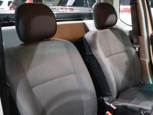 Nissan NP200 1.6i safety pack (aircon) - Image 20
