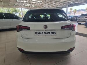 Fiat Tipo hatch 1.4 Life - Image 6