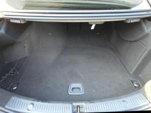Mercedes-Benz E-Class E220d Avantgarde - Image 10