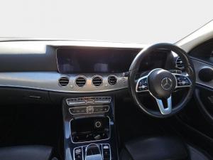 Mercedes-Benz E-Class E220d Avantgarde - Image 11