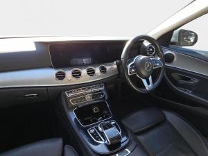 Mercedes-Benz E-Class E220d Avantgarde - Image 17