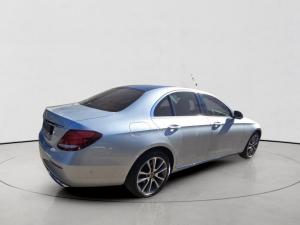 Mercedes-Benz E-Class E220d Avantgarde - Image 7