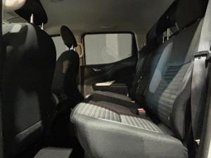 Nissan Navara 2.5DDTi double cab SE Plus 4x4 - Image 20