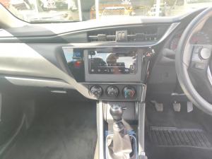 Toyota Corolla Quest 1.8 Plus manual - Image 14