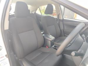 Toyota Corolla Quest 1.8 Plus manual - Image 17