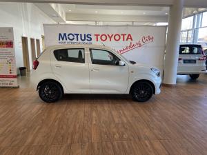 Toyota Vitz 1.0 XR manual - Image 3