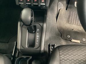 Suzuki Jimny 1.5 GLX AllGrip 3-door auto - Image 12
