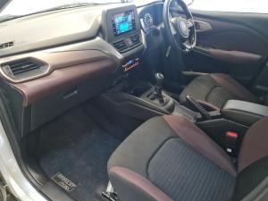 Toyota Starlet Cross 1.5 XS manual - Image 7