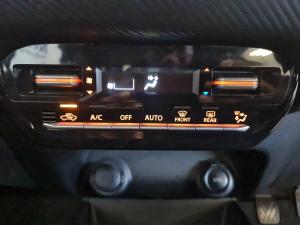 Toyota Starlet Cross 1.5 XS manual - Image 15