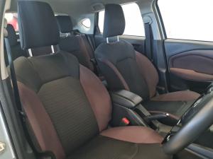 Toyota Starlet Cross 1.5 XS manual - Image 16