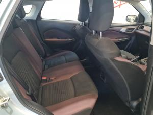 Toyota Starlet Cross 1.5 XS manual - Image 17