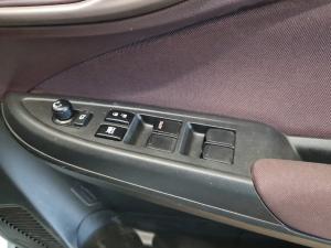 Toyota Starlet Cross 1.5 XS manual - Image 22