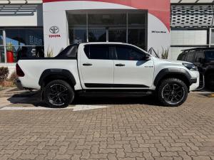 Toyota Hilux 2.8GD-6 double cab 4x4 Legend RS auto - Image 3