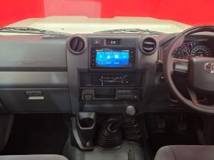 Toyota Land Cruiser 79 2.8 GD-6D/C - Image 6