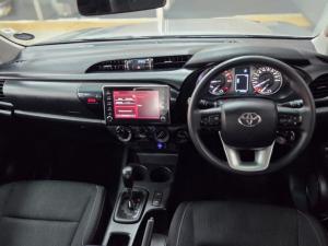 Toyota Hilux 2.4 GD-6 Raider X 4X4 automaticD/C - Image 6