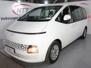 Hyundai Staria 2.2D Executive automatic - Image 3