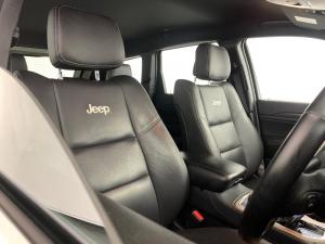 Jeep Grand Cherokee 3.0 CRD Laredo - Image 14