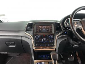 Jeep Grand Cherokee 3.0 CRD Laredo - Image 18