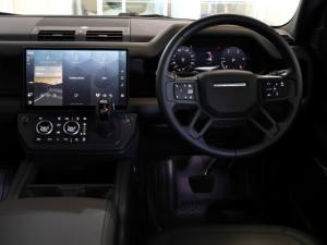 Land Rover Defender 130 D350 X-Dynamic HSE - Image 19