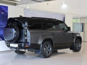 Land Rover Defender 130 D350 X-Dynamic HSE - Image 6