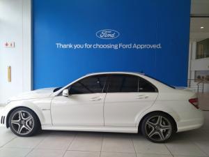Mercedes-Benz C-Class C63 AMG - Image 4