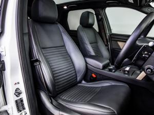 Land Rover Discovery Sport D200 Metropolitan - Image 11