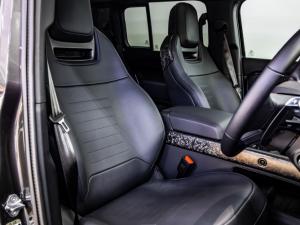 Land Rover Defender 110 Octa - Image 11