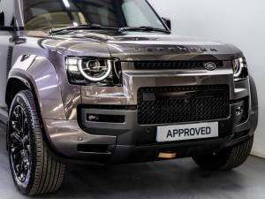Land Rover Defender 110 Octa - Image 3