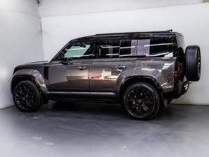 Land Rover Defender 110 Octa - Image 8