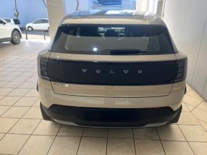 Volvo EX30 Cross Country Twin Motor Performance Ultra - Image 4