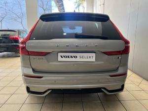 Volvo XC60 B6 AWD Ultimate Dark - Image 4