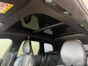 Volvo XC60 B6 AWD Ultimate Dark - Image 9