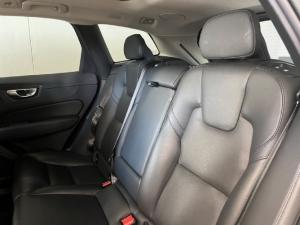Volvo XC60 T8 Recharge AWD R-Design - Image 7
