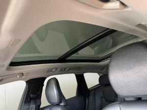 Volvo XC60 T8 Recharge AWD R-Design - Image 8