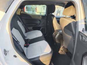 Renault Kiger 1.0 Life - Image 11