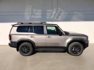 Toyota Land Cruiser Prado 2.8GD TX - Image 3
